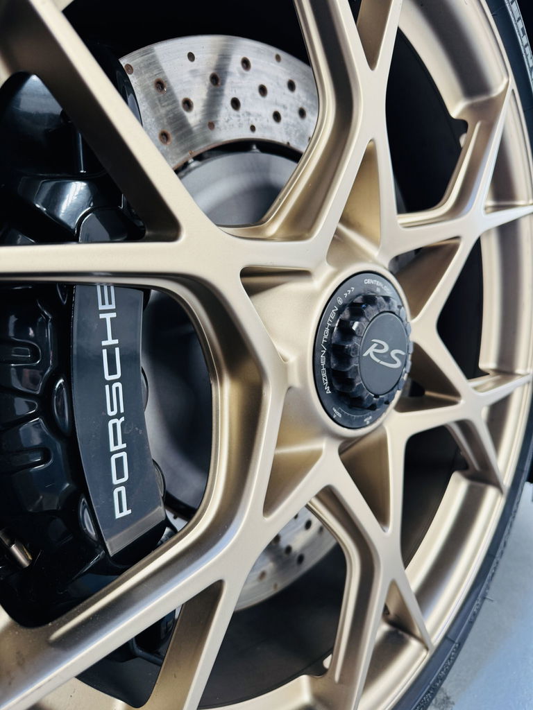 Porsche 718 Spyder RS