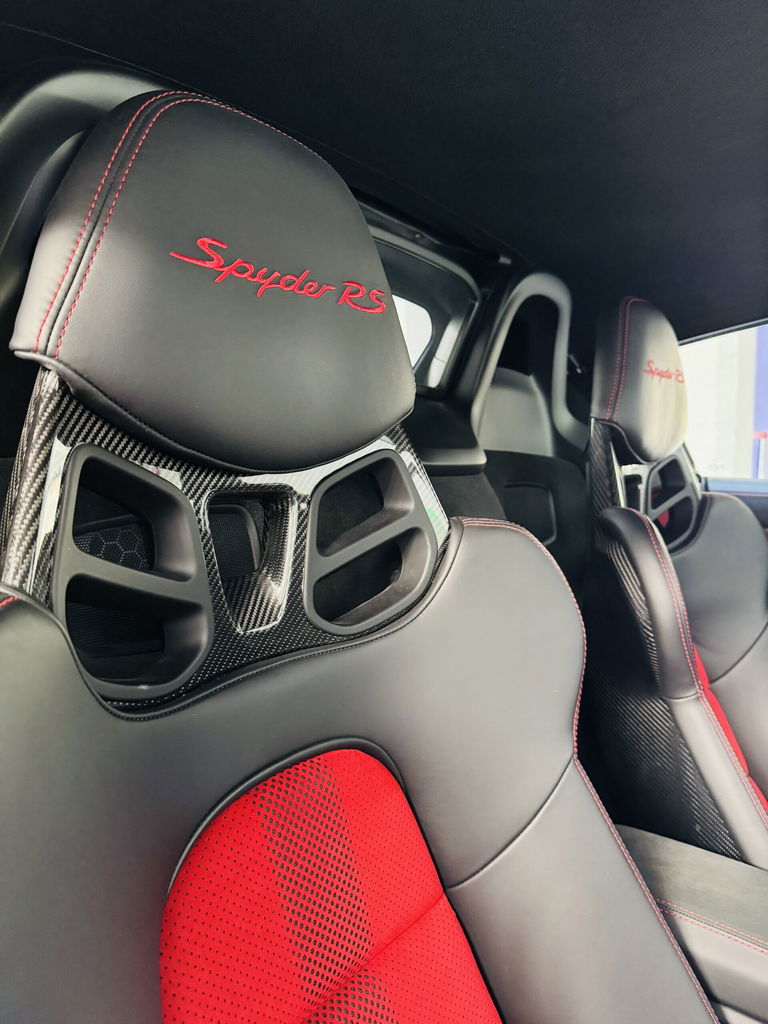 Porsche 718 Spyder RS