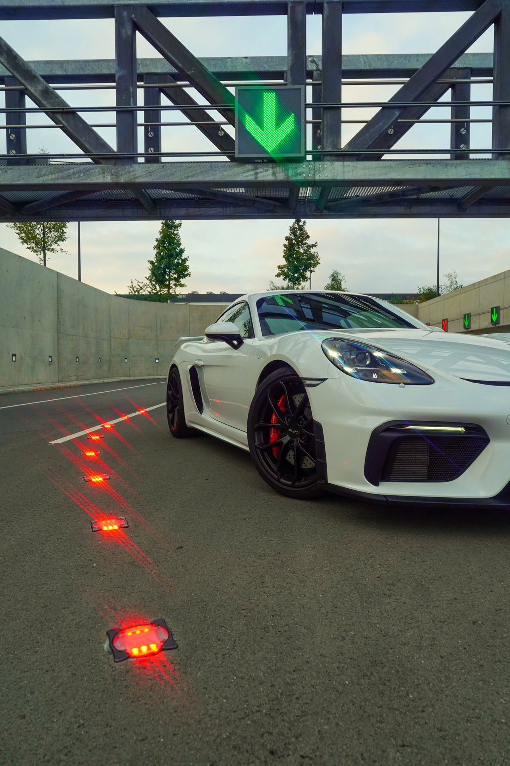 Porsche 718 Cayman GT4