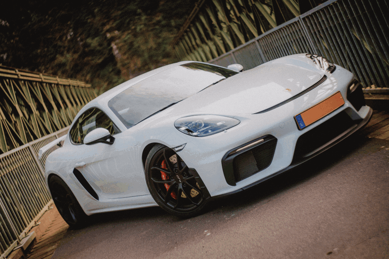 Porsche 718 Cayman GT4