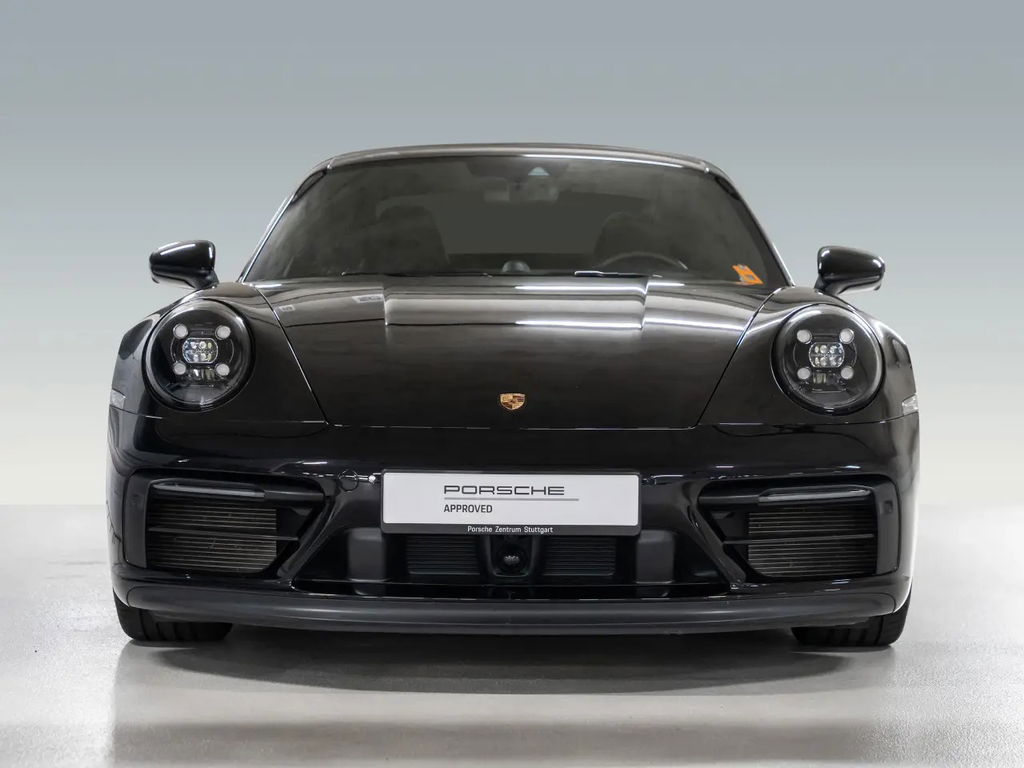 Porsche 992 Carrera GTS