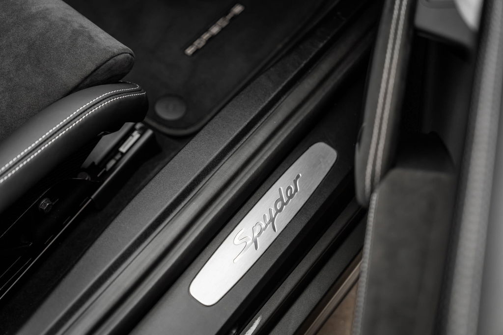 Porsche 981 Boxster Spyder