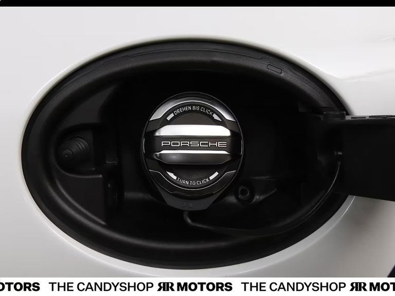 Porsche 718 Spyder RS