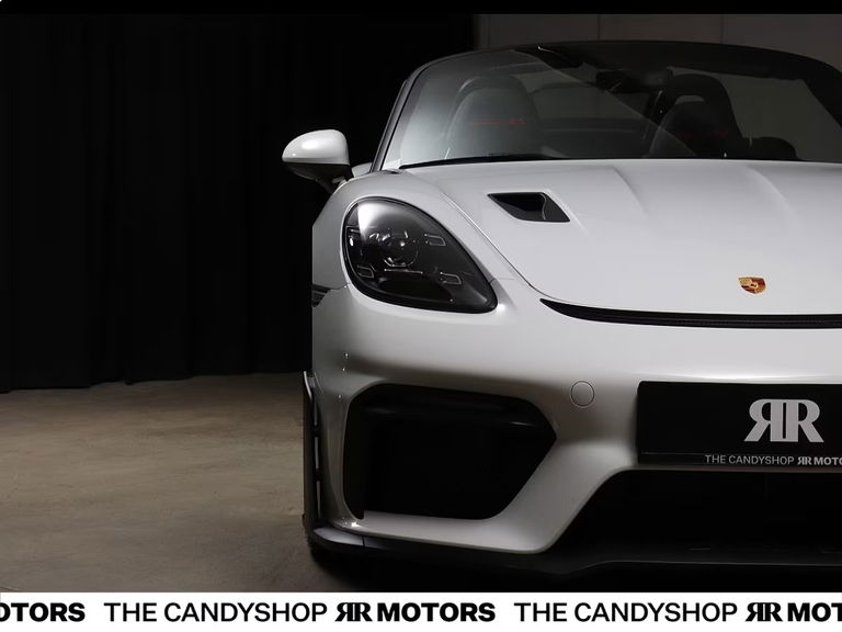 Porsche 718 Spyder RS