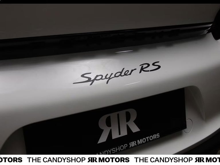 Porsche 718 Spyder RS