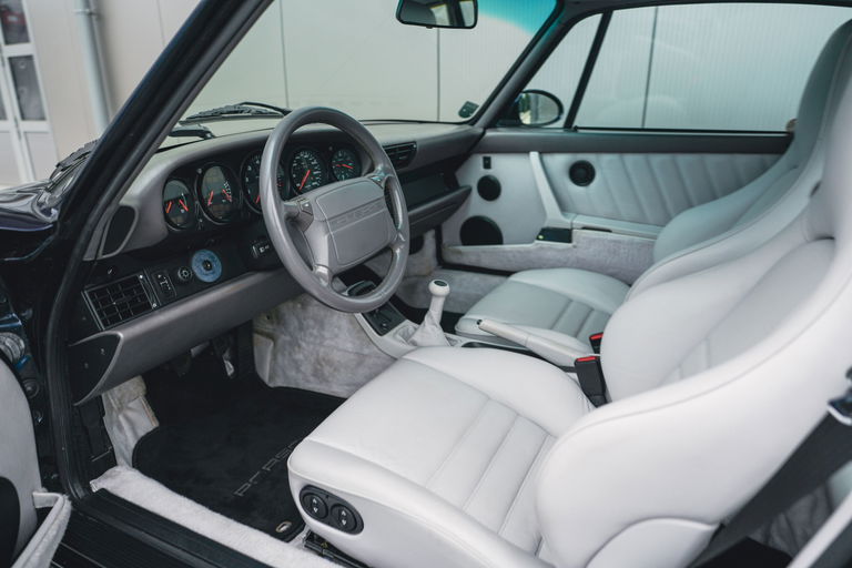 Porsche 964 Carrera 2