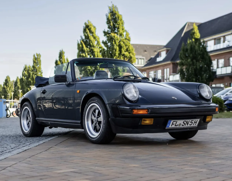 Porsche 911 Carrera 3.2