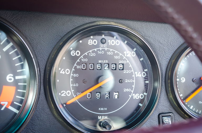 Porsche 911 Carrera 3.2 Supersport