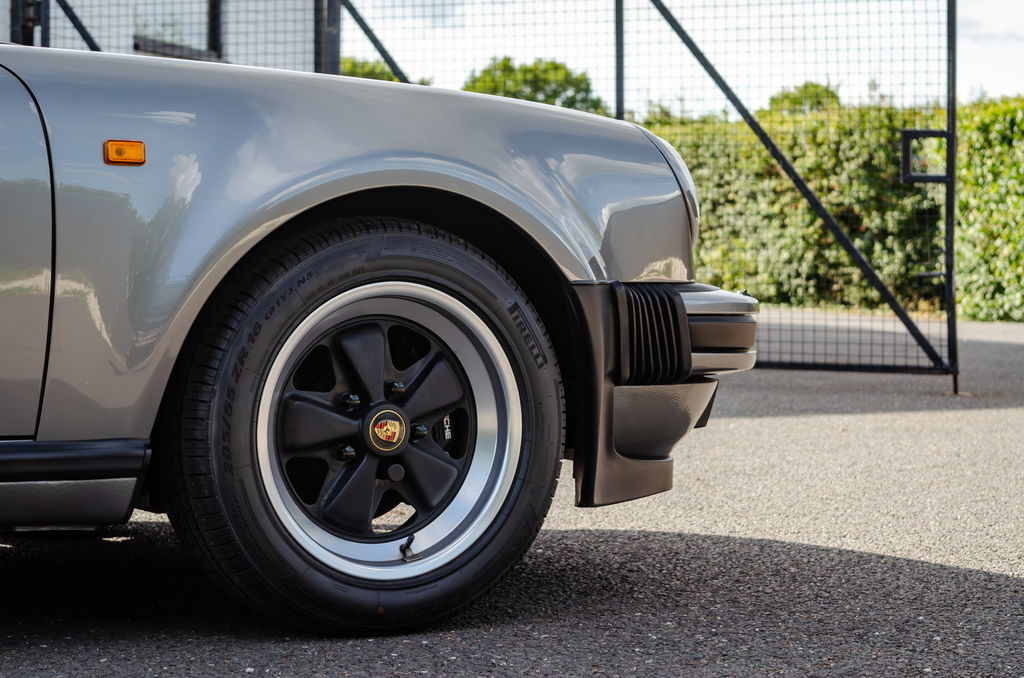 Porsche 911 Carrera 3.2 Supersport