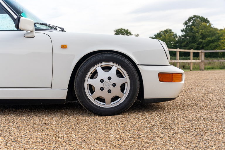 Porsche 964 Carrera 4