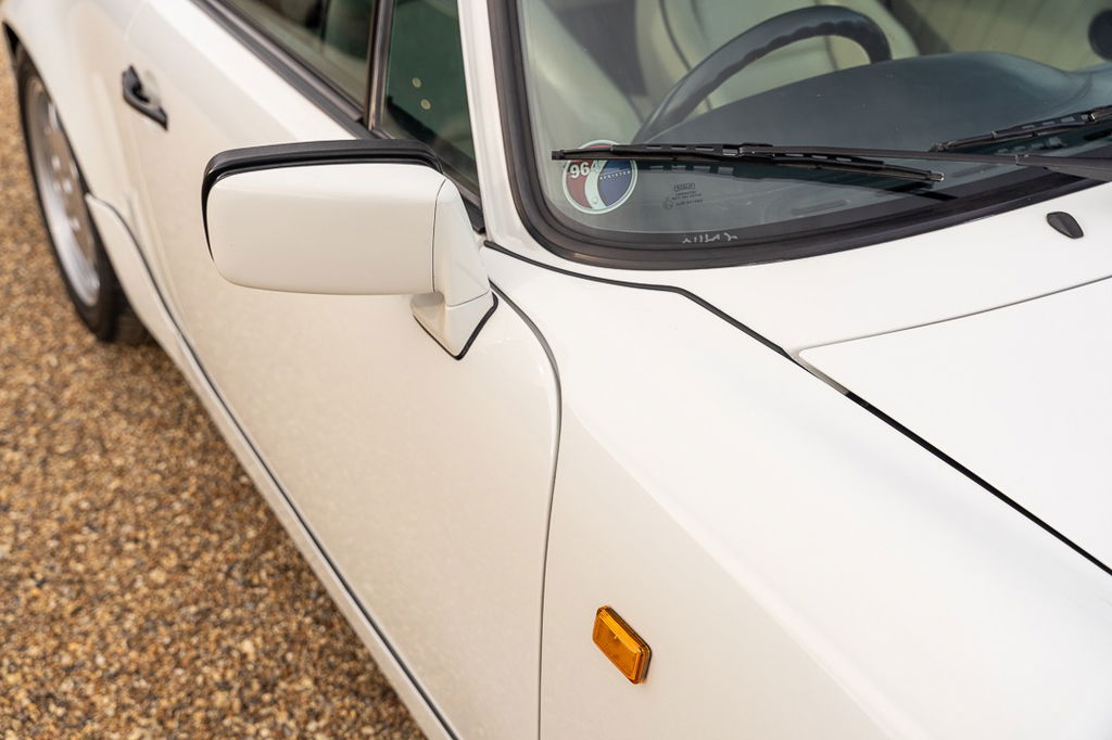 Porsche 964 Carrera 4