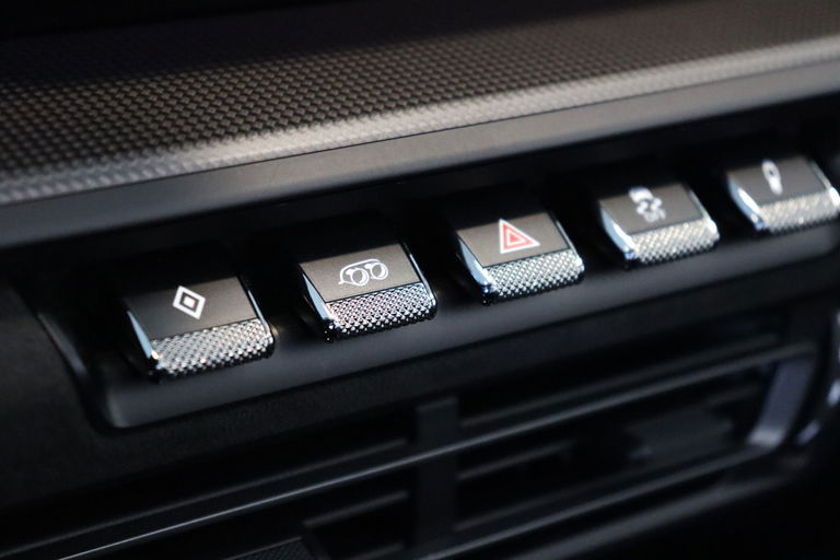 Porsche 992 Carrera GTS