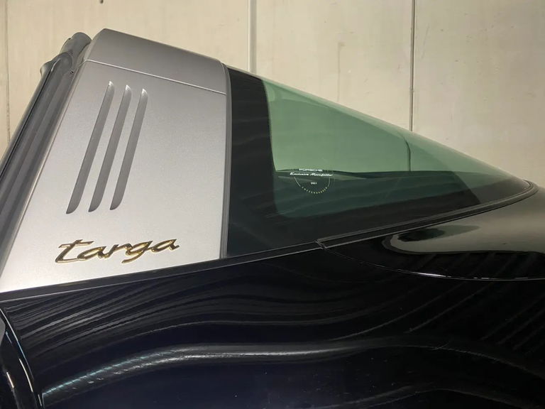 Porsche 992 Heritage Design Edition