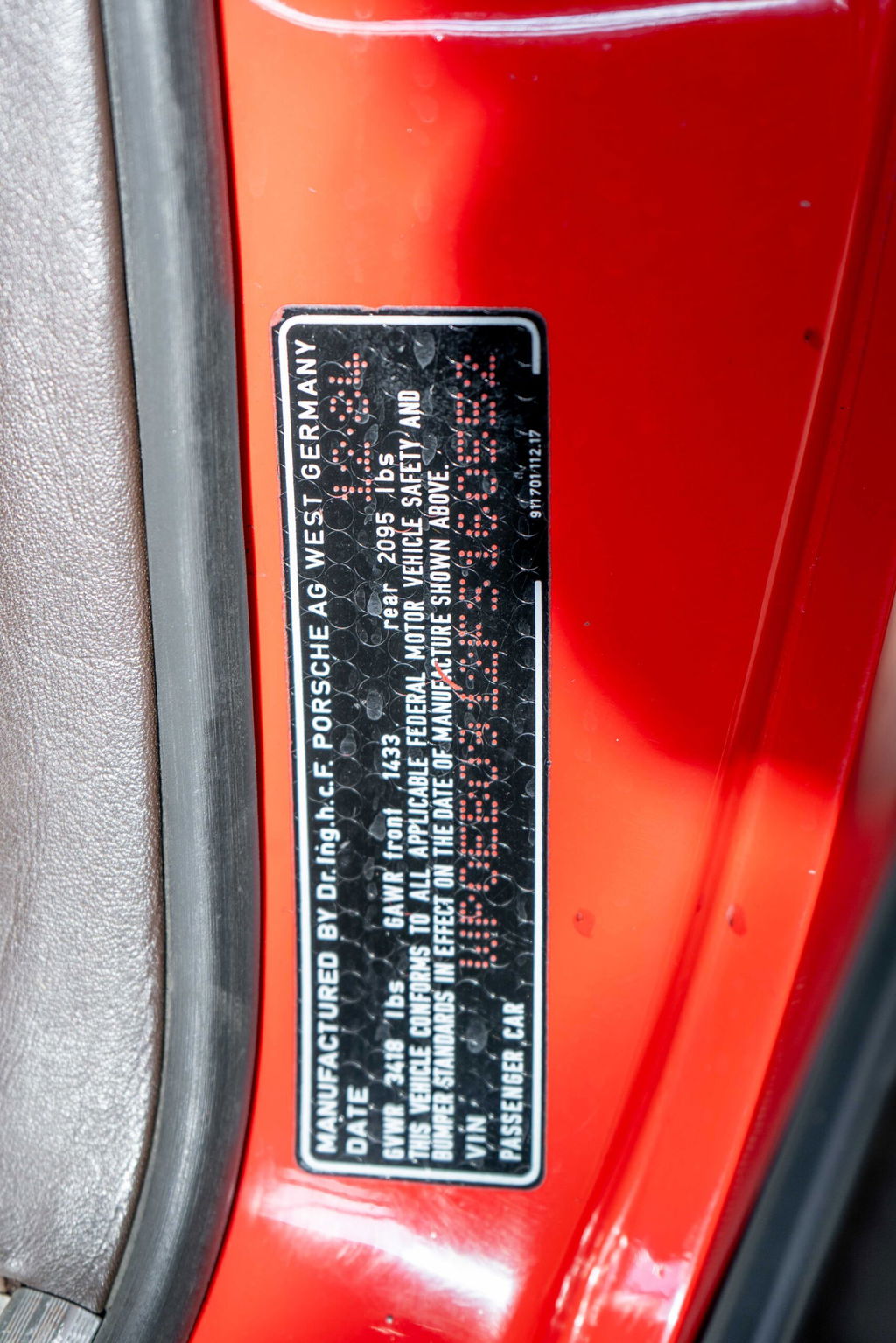 Porsche 911 Carrera 3.2 (US)