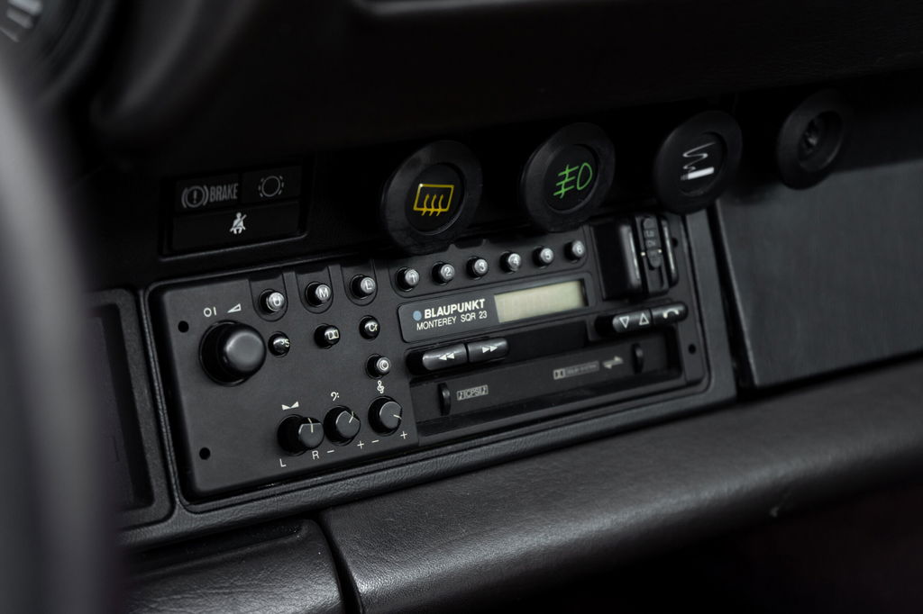 Porsche 911 Carrera 3.2 (US)