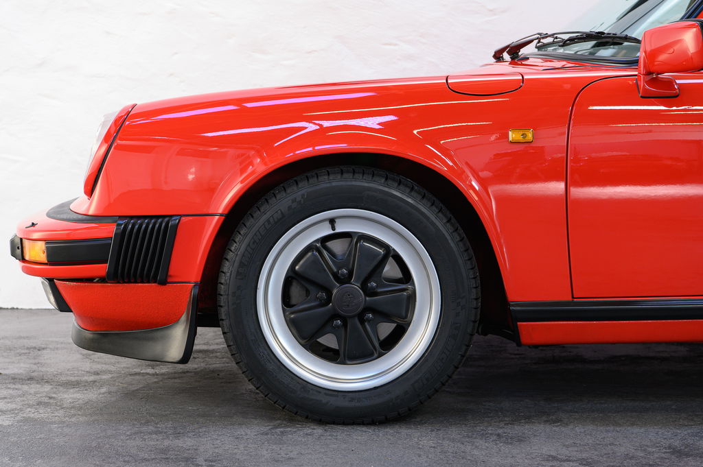 Porsche 911 Carrera 3.2