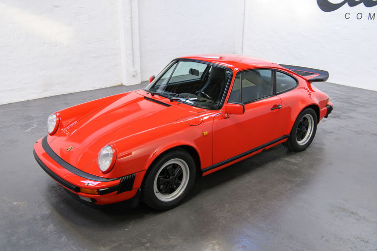 Porsche 911 Carrera 3.2