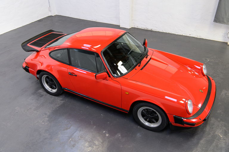 Porsche 911 Carrera 3.2