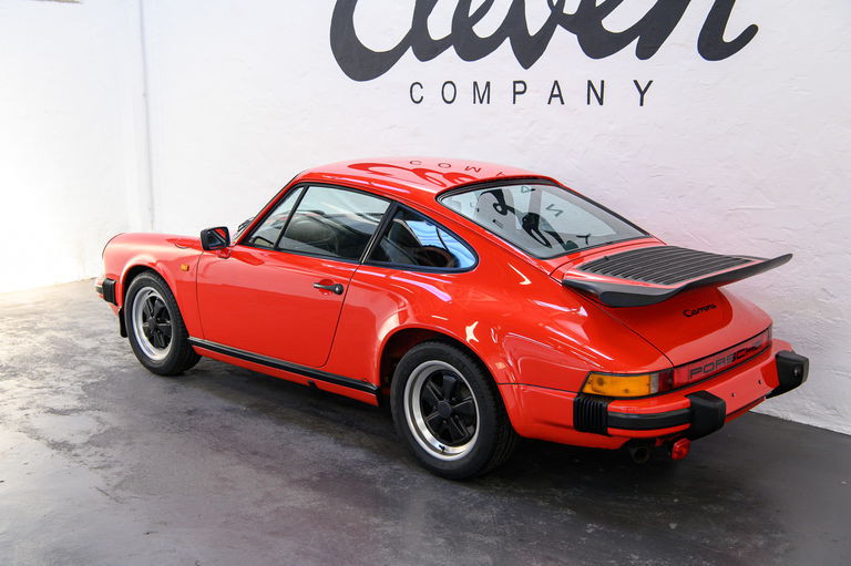 Porsche 911 Carrera 3.2