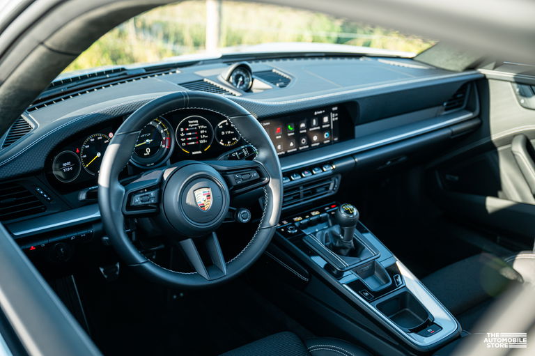 Porsche 992 GT3 Touring