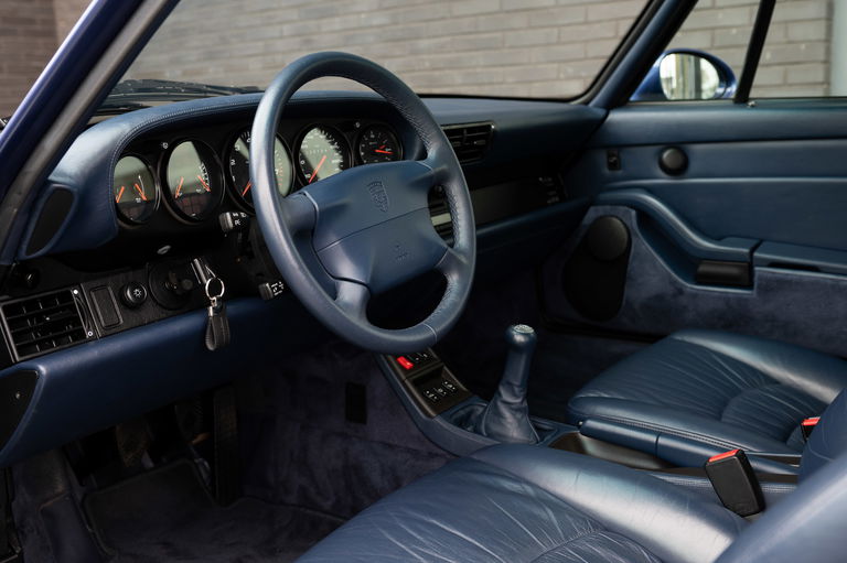 Porsche 993 Carrera 4S