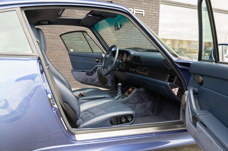 Porsche 993 Carrera 4S