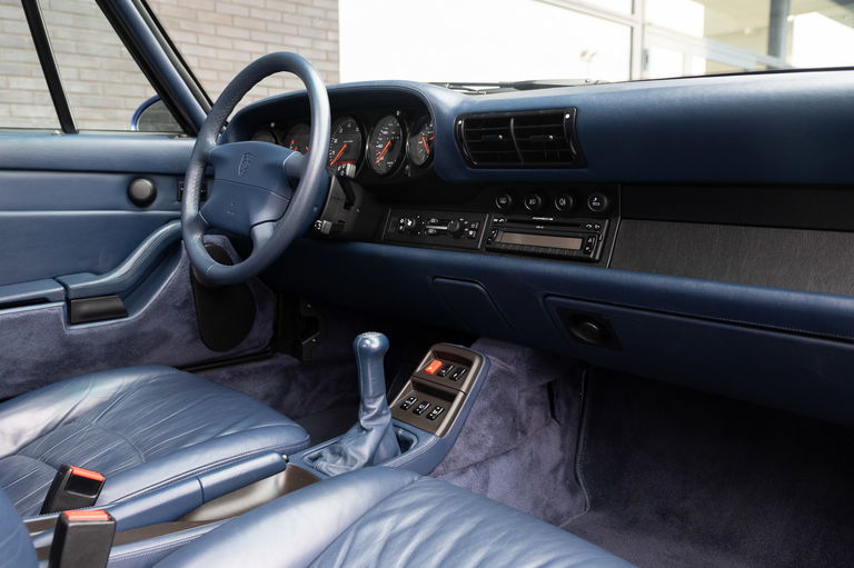 Porsche 993 Carrera 4S