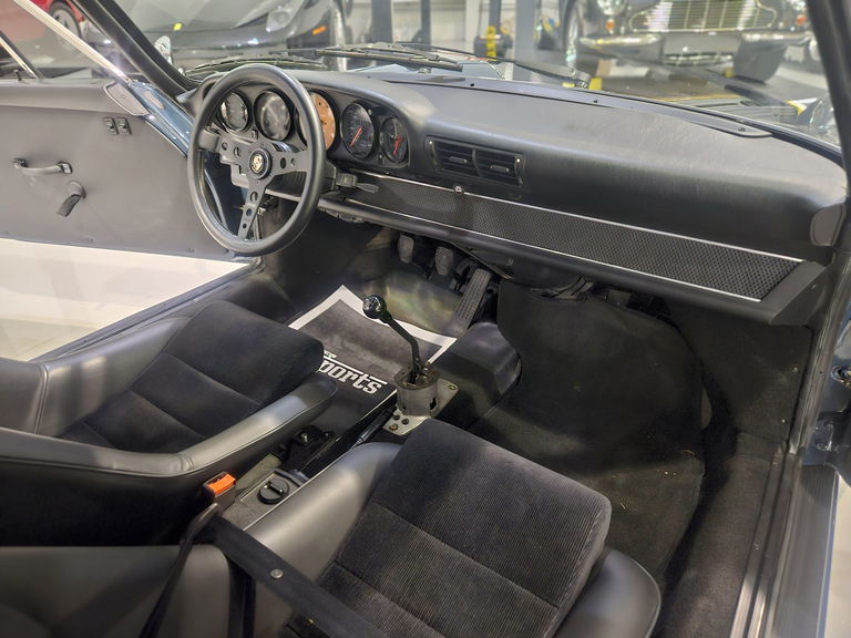 Porsche 911 Backdate