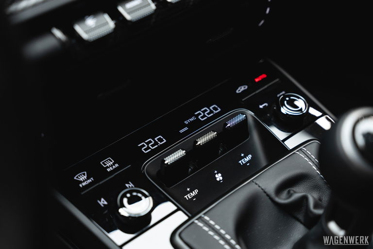 Porsche 992.2 GT3 Touring