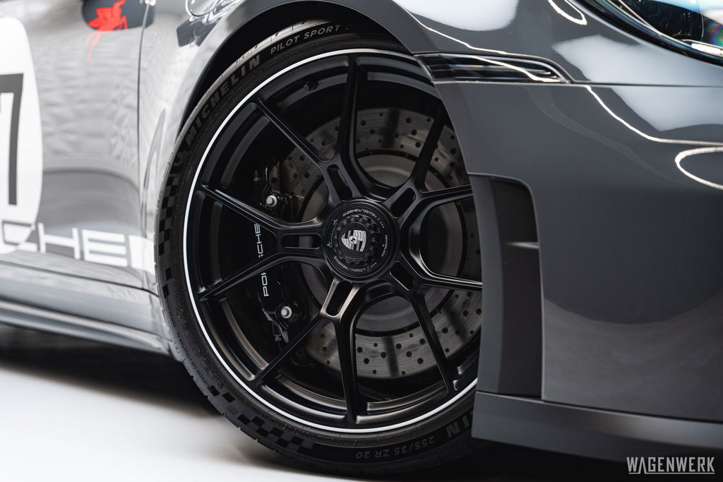 Porsche 992.2 GT3 Touring