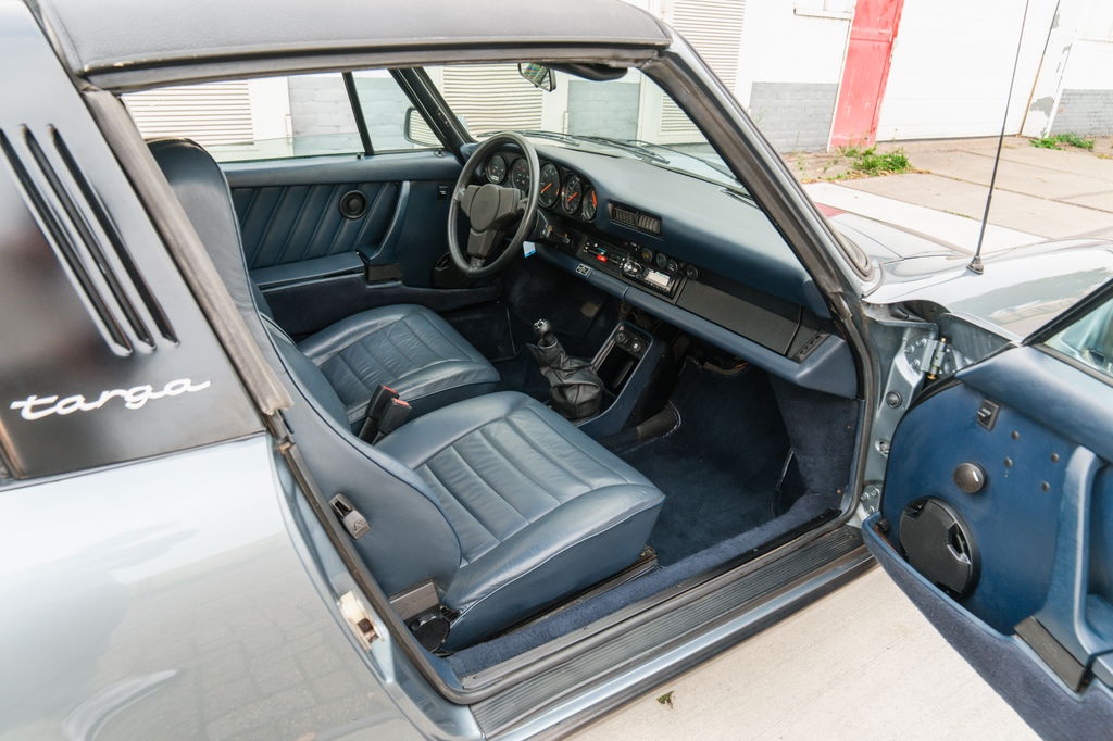 Porsche 911 Carrera 3.2