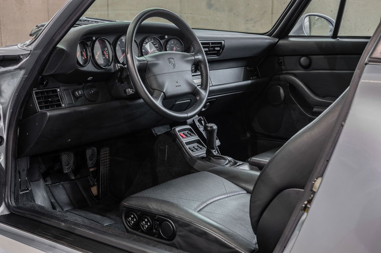 Porsche 993 Carrera 4S