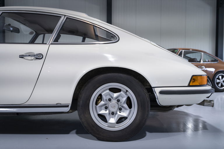 Porsche 911 E