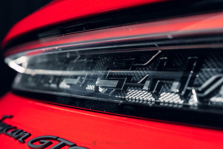 Porsche Taycan GTS Sport Turismo