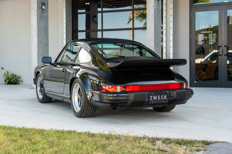Porsche 911 Carrera 3.2 „25 Jahre 911“