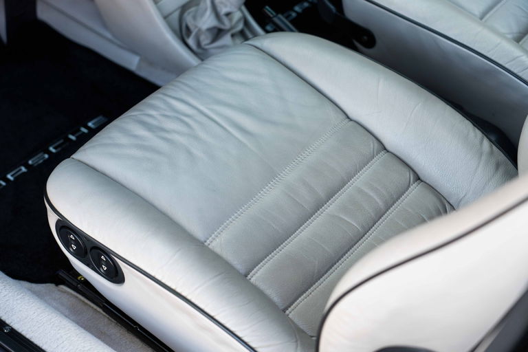 Porsche 911 Carrera 3.2 „25 Jahre 911“