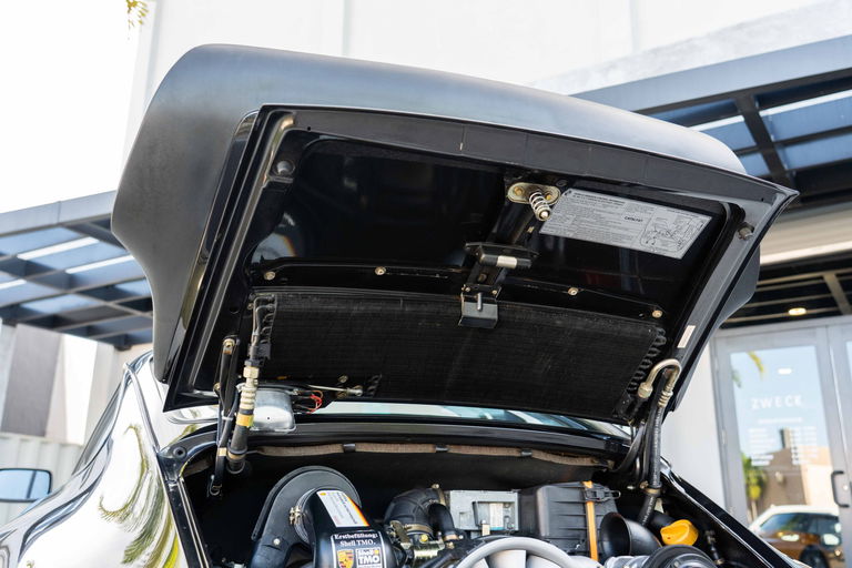 Porsche 911 Carrera 3.2 „25 Jahre 911“