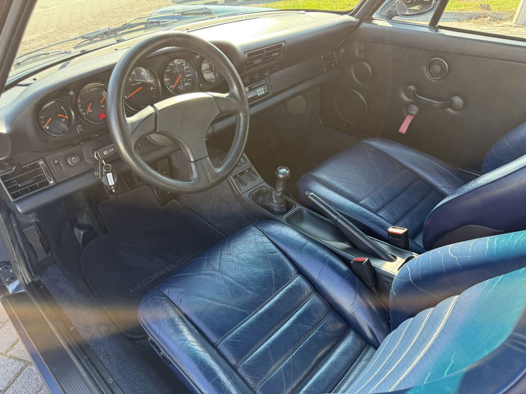 Porsche 964 Carrera 4