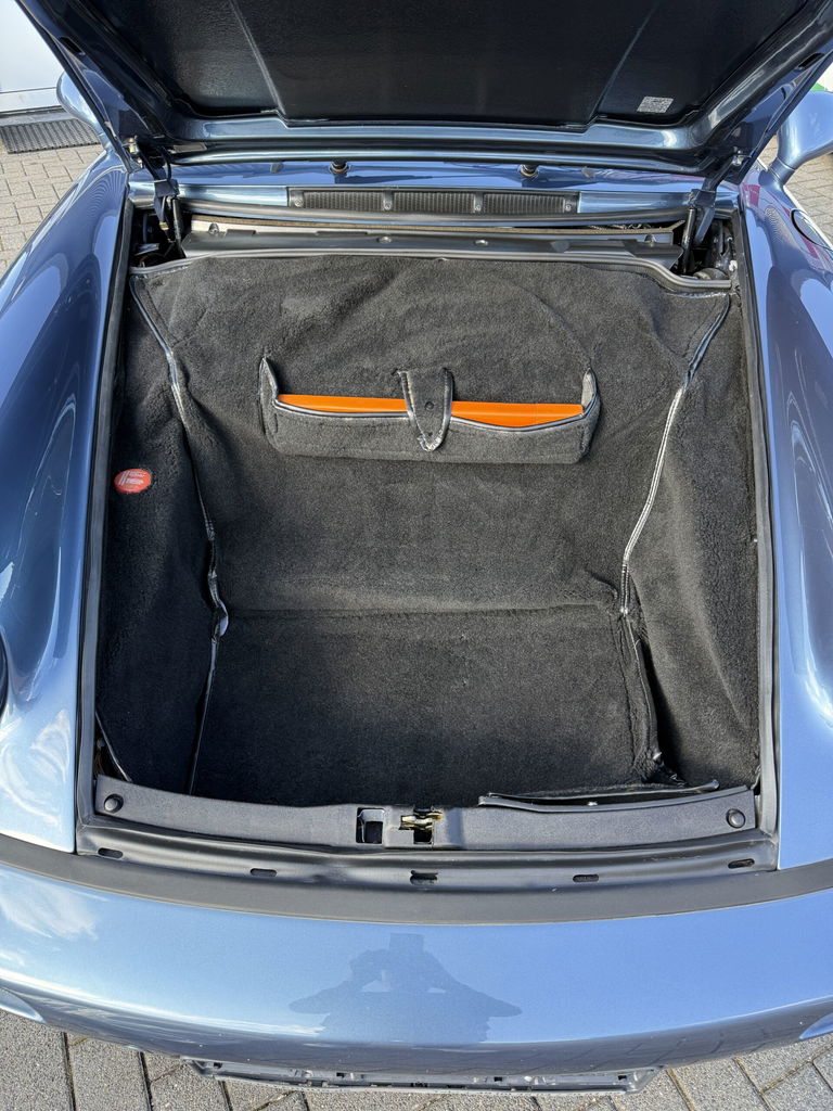 Porsche 964 Carrera 4