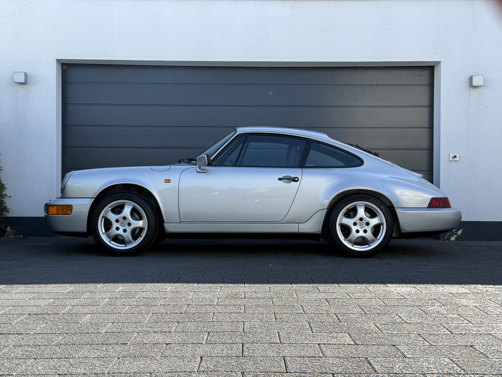 Porsche 964 Carrera 4