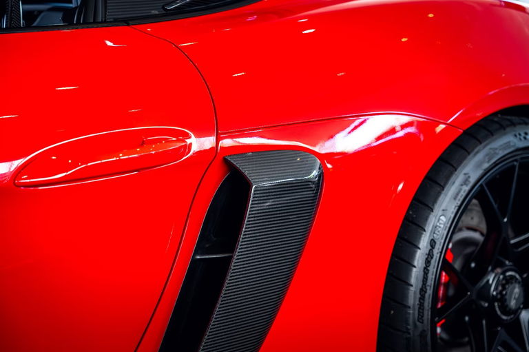 Porsche 718 Cayman GT4 RS