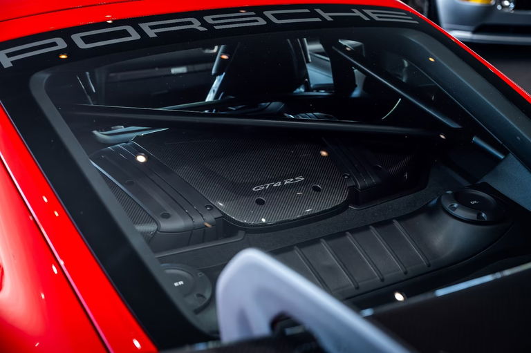 Porsche 718 Cayman GT4 RS