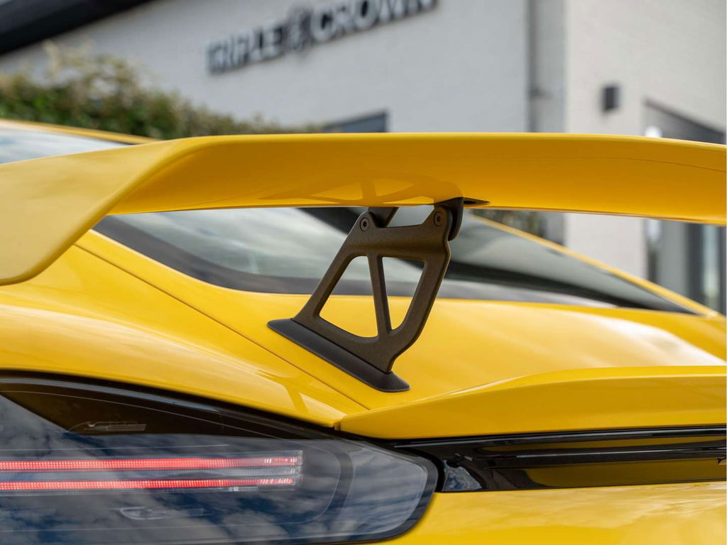 Porsche 718 Cayman GT4