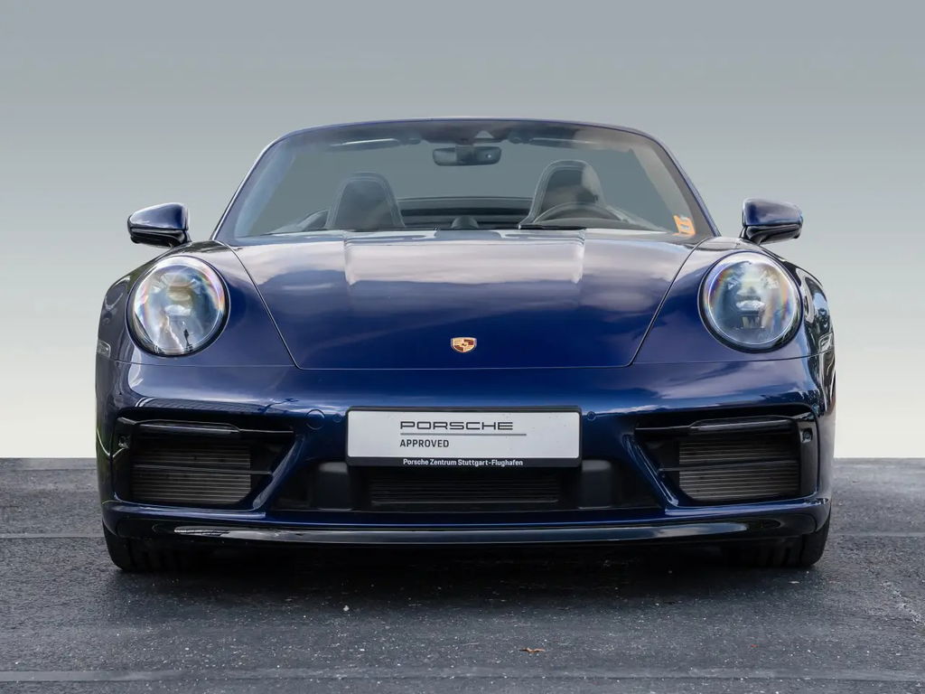 Porsche 992 Carrera 4S