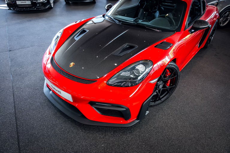 Porsche 718 Cayman GT4 RS