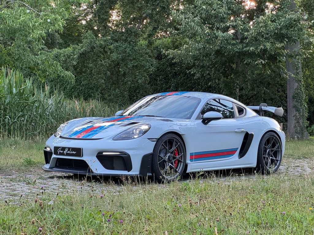 Porsche 718 Cayman GT4 RS
