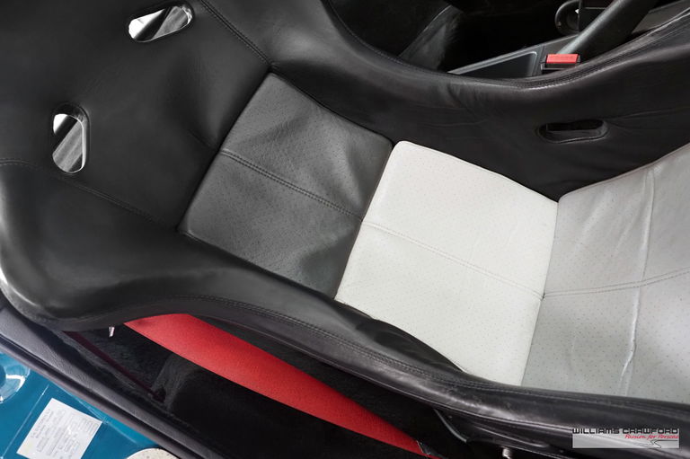 Porsche 964 Carrera RS