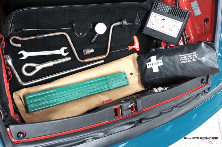 Porsche 964 Carrera RS