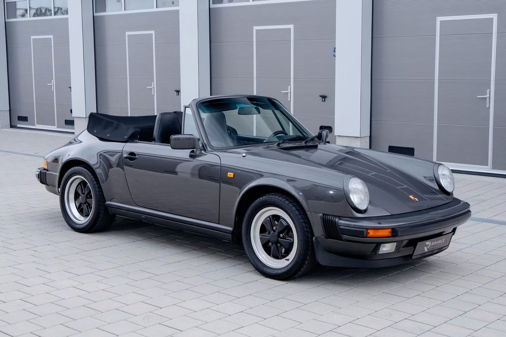 Porsche 911 Carrera 3.2