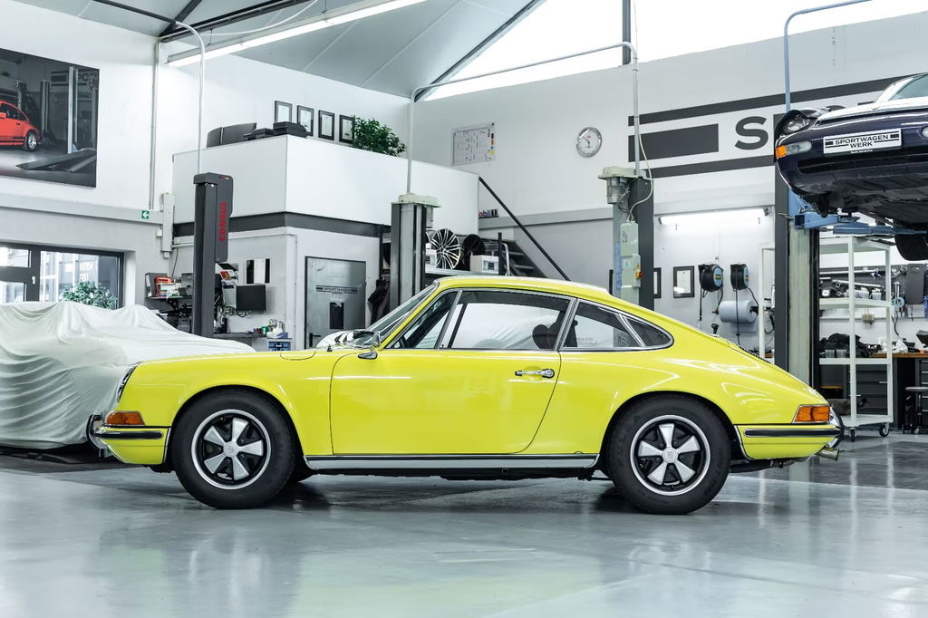 Porsche 911 T